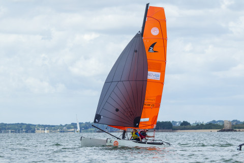 Location catamaran sportif 16 pieds Séné